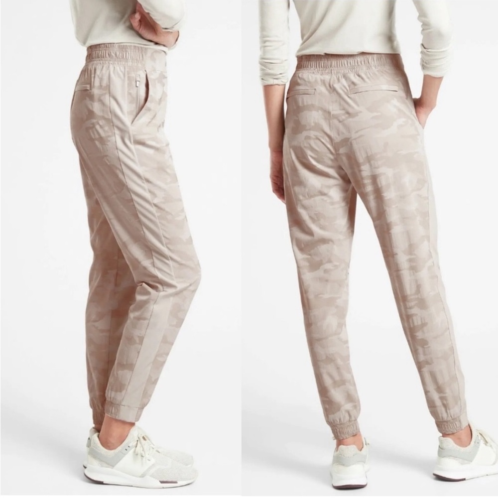 Athleta Brooklyn Camo Joggers Abalone Grey Size 6